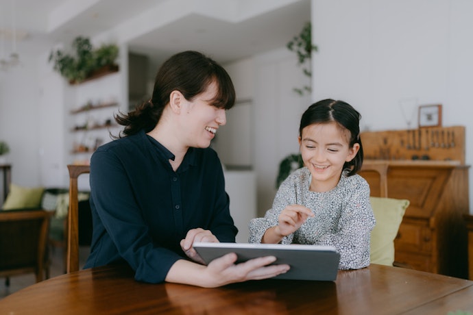 What to Remember When Giving Your Child a Tablet