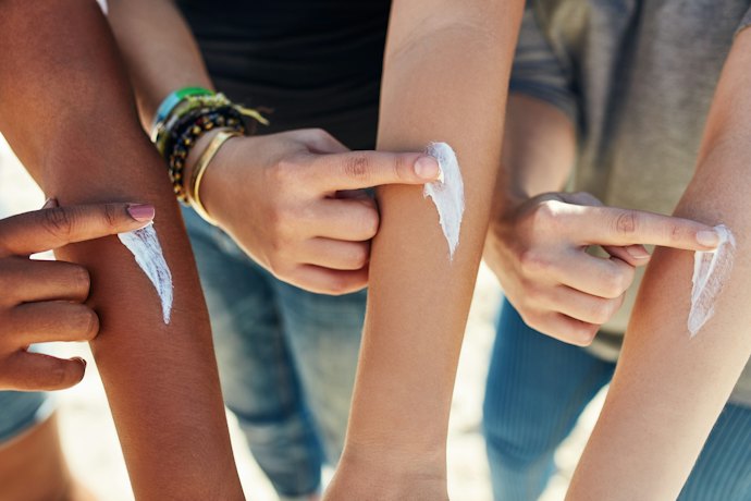 How to Apply Sunscreen Properly, According to a Board-Certified Dermatologist