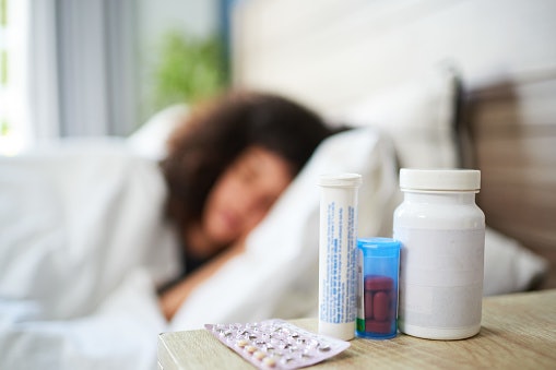 Why Choose Vitamins for Insomnia Instead of Sleeping Pills?