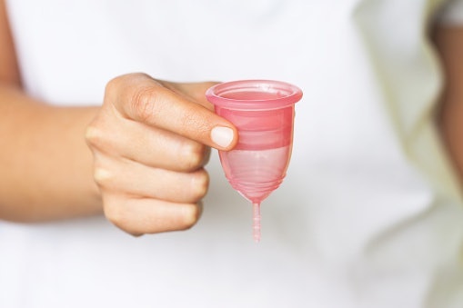 How to Use a Menstrual Cup: How Do You Insert It Correctly?