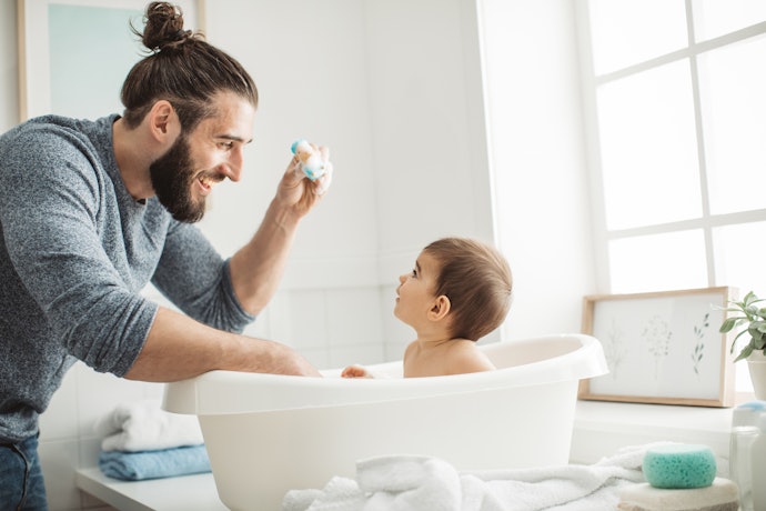 How Do Baby Washes Differ From Regular Soaps?