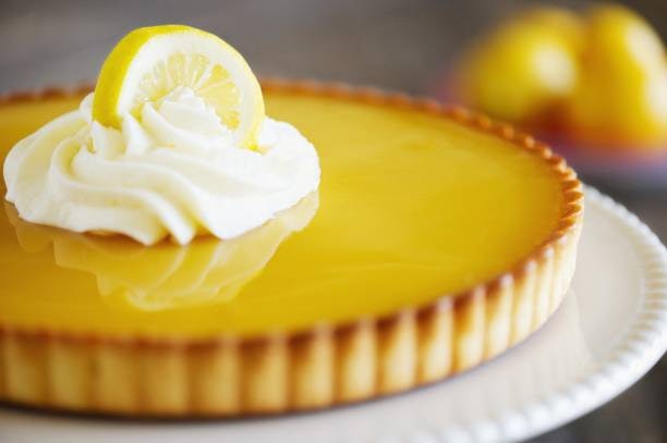 What’s the Difference Between Pies and Tarts?