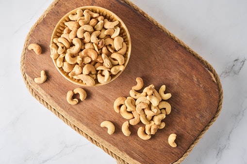 What Are the Health Benefits of Eating Cashew Nuts?