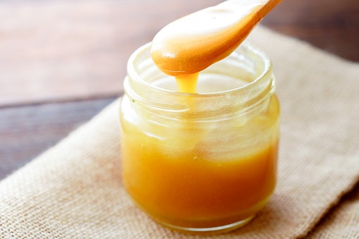 What Is The Difference Between Manuka Honey and Regular Honey?