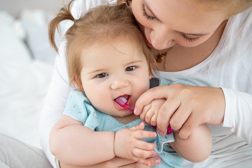 At What Age Should I Start Brushing My Baby’s Teeth With Toothpaste?