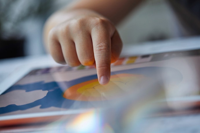What Age Should a Child Have a Tablet?