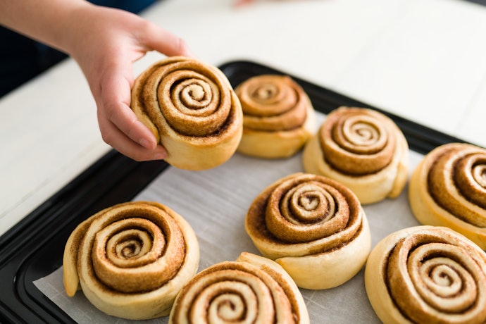 What’s the Difference Between Parchment and Wax Paper?