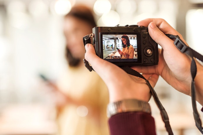 Why Digicams Are Making a Comeback Over iPhones for Creators