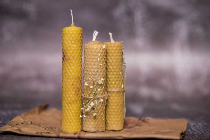 Homemade Serenity: Rolled Beeswax Candle Tutorial