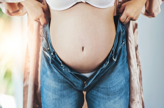 When Should You Start Wearing Maternity Pants?