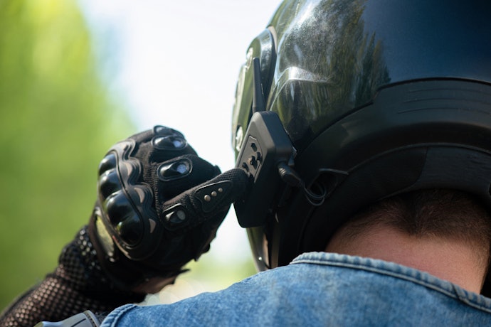 Understand Helmet Types and Fit Before Choosing an Intercom