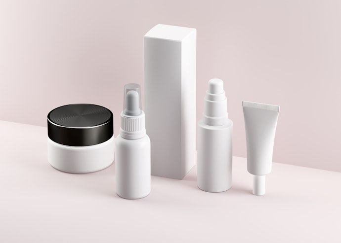 Why Retinol Creams Are Essential for Beginners