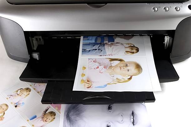 What Is the Difference Between Photo Printers and Regular Printers?