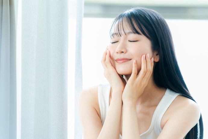 At What Age Should One Start Using Anti-Aging Creams?