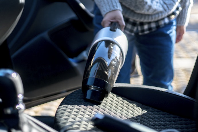 The Benefits of Using a Car Vacuum Cleaner