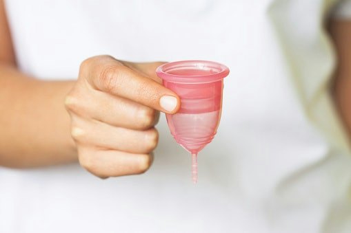 How to Use a Menstrual Cup: How Do You Insert It Correctly?