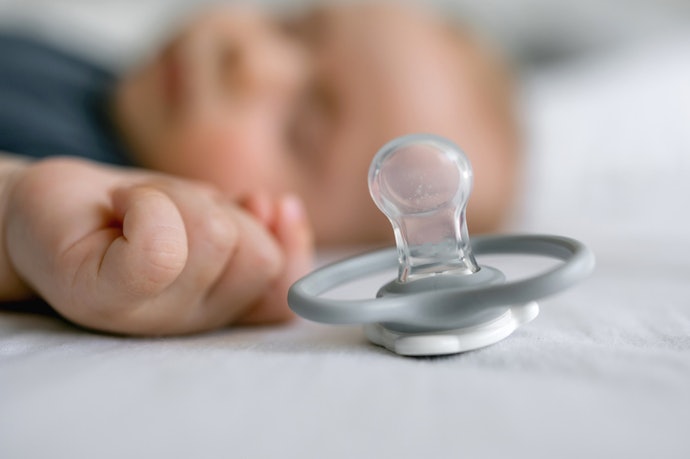 Are Pacifiers Safe for Newborns and When Can They Be Introduced?