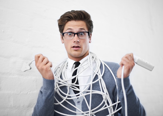 Why Use a Cable Organizer?