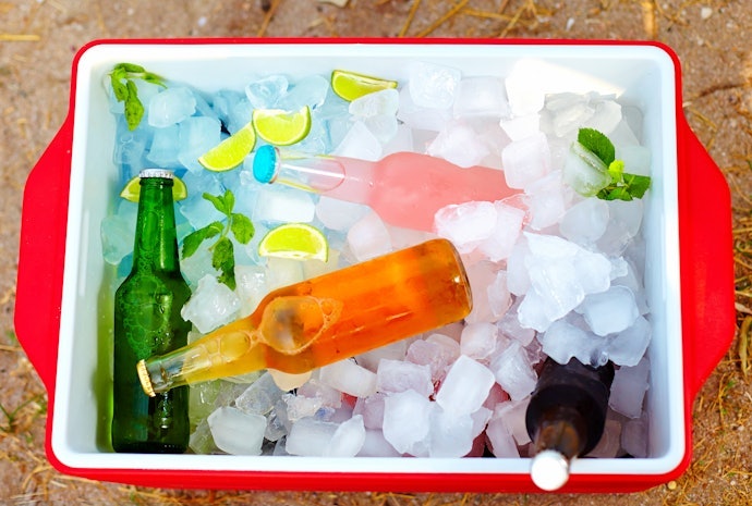 How to Use a Portable Ice Maker?