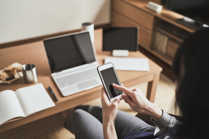 What Is a USB Flash Drive for iPhones?