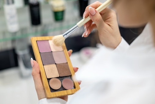 Consider Getting an All-in-One Makeup Palette for Multipurpose Use