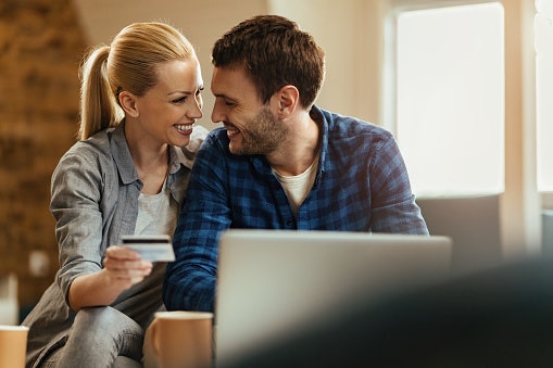 Extend the Benefits of Your Credit Card to Family Members With a Supplementary Card