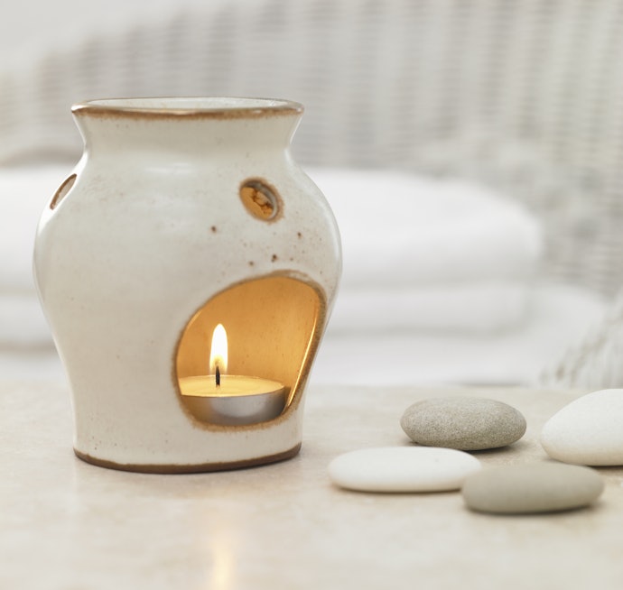 Choose a Tea Light Burner for a Great Ambience