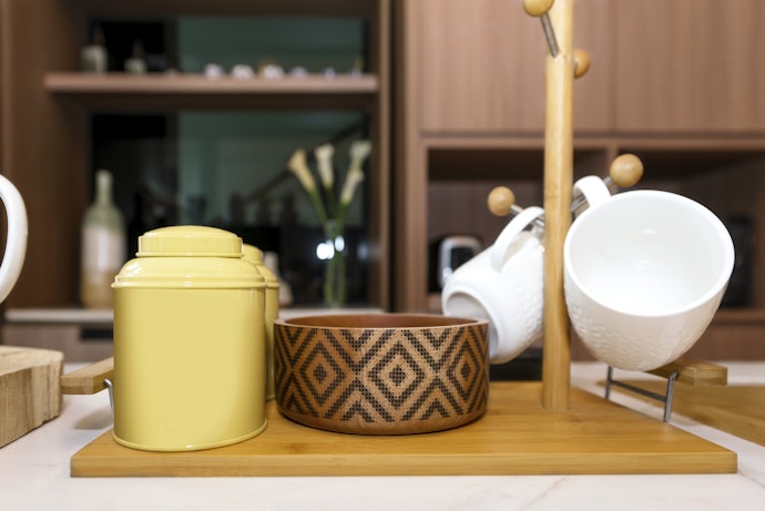 Pick the Material of Your Mug Rack