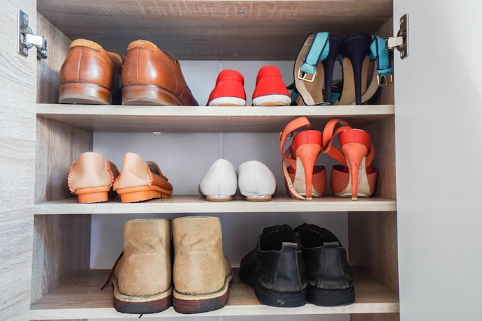 Check the Capacity of the Shoe Rack - Make Sure It Can Accommodate Your Shoes