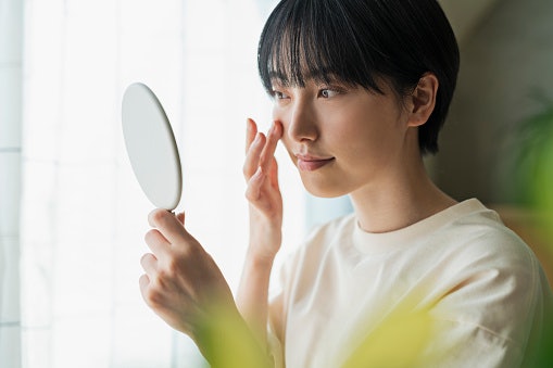 Select a Multipurpose Lip Tint to Achieve a Fresh, Monochromatic Look