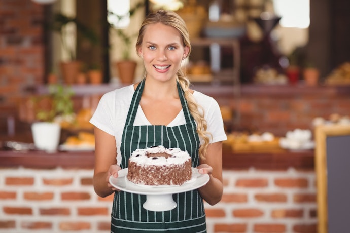Buying Chocolate Cakes From Well-Known Bakeshops Is a Fail-Proof Choice