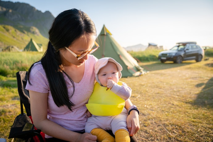 Opt for a Foldable Silicone Bib to Save Space