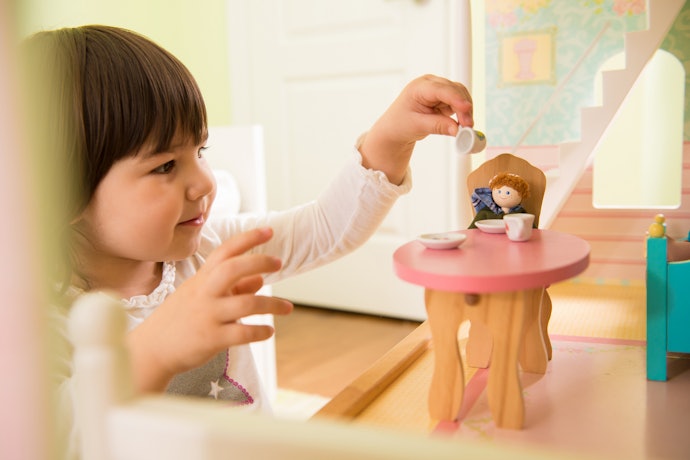 Match the Dollhouse’s Level of Difficulty With the Person’s Expertise in Building