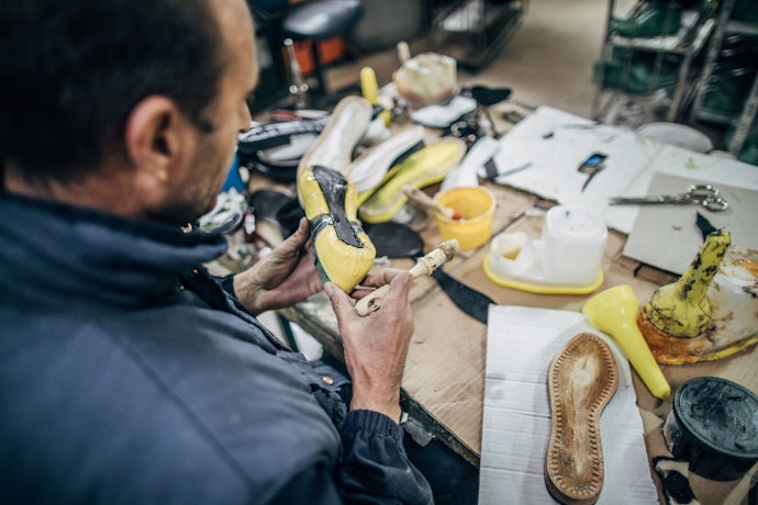 Check the Insoles for Cushioning and Comfort