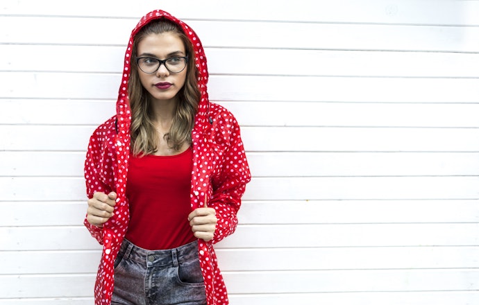 Look Into Fashionable Windbreaker Jackets