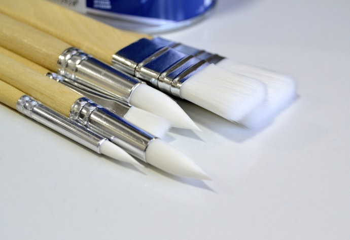 Synthetic Brushes Hold Their Shape