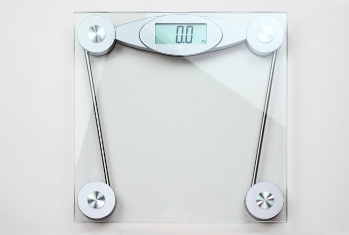 which is more accurate between Electronic bathroom scales and