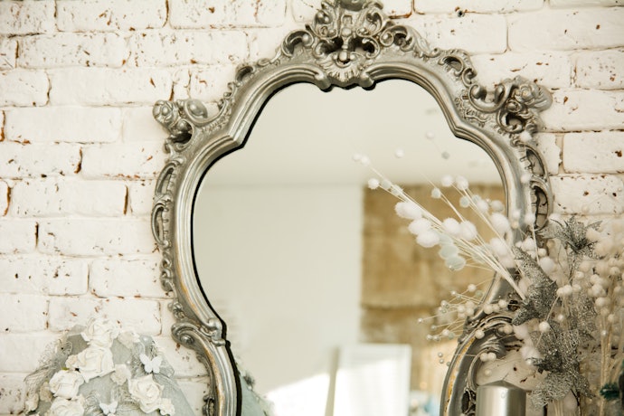 Metal-Framed Mirrors Give Off a Sleek and Sophisticated Look