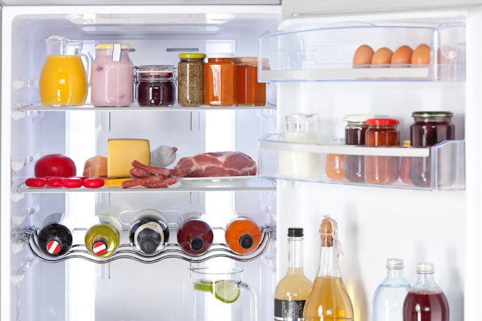 Non-Inverter Refrigerators for Cooling Food and Drinks Quickly