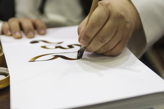For Professional Calligraphers, Opt for Papers Above 210 GSM