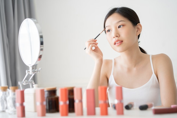 Use Angled Brushes for Defined Brows