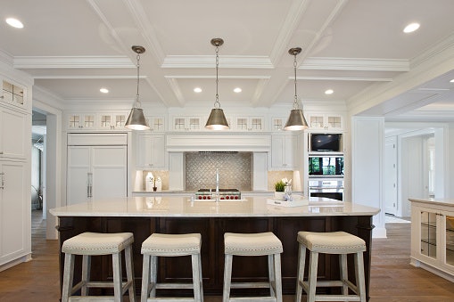 Backless Bar Stools Create a More Spacious Area