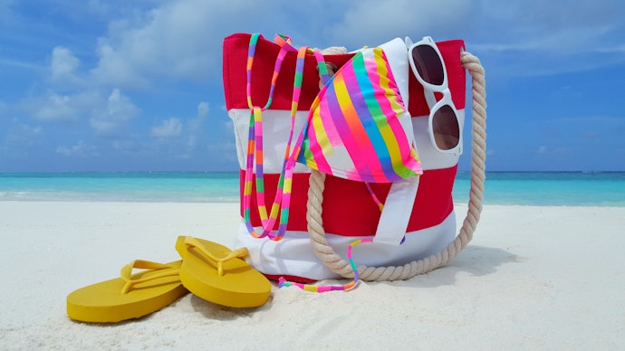 A Classic Canvas Beach Bag
