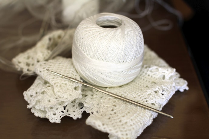 Steel Hooks Are Best for Fine Thread Crochets