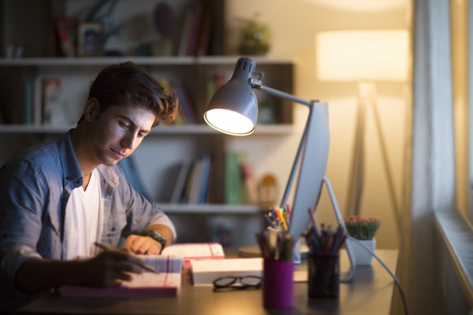 For Serious Students, Opt for Comprehensive Books