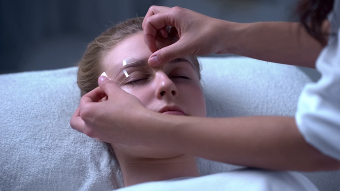 Stencils Serve as a Guide in Shaping Your Eyebrows