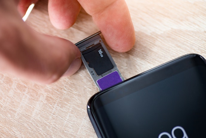 SDHC Can Store Up to 32 GB of Data