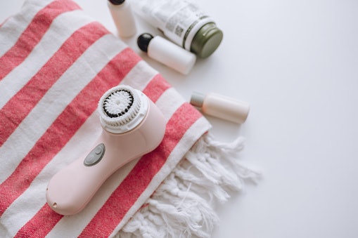 Nylon Bristles Can Provide Deep Exfoliation for Oily, Normal, and Combination Skin