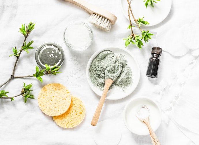Oily Skin Calls for Oil-Control Ingredients Like Kaolin Clay and Tea Tree
