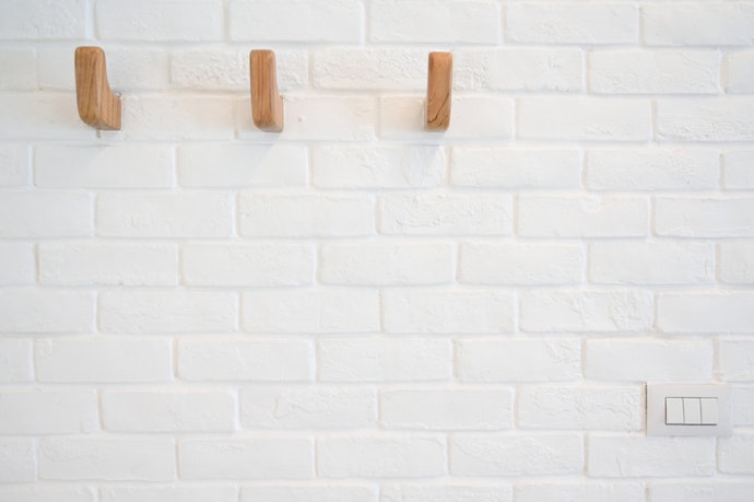 Wood Hooks Have Smoother Edges and a Rustic Finish